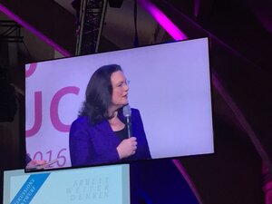 Andrea Nahles im Gespräch mit Jörg Hofmann und Ingo Kramer