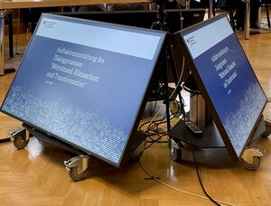 Bei der Auftaktveranstaltung des Dialogprozesses "Mittelstand, Klimaschutz und Transformation" im Bundesministerium für Wirtschaft und Klima