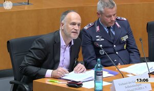 Andreas sprach schon häufig als Sachverständiger vor Ausschüssen des Bundestages (hier vor dem Gesundheitsausschuss)