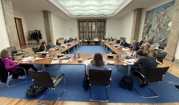 Bericht: Wie die Sitzung zu den Corona-Hilfen für Selbstständige am 18. März 2020 mit den Ministern Altmaier und Heil ablief