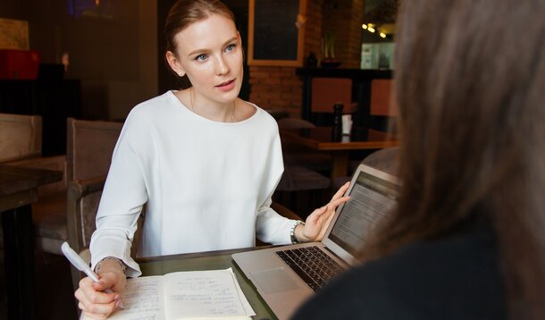 Überblick: So werden Gründer und bestehende Unternehmen gefördert, die Beratung in Anspruch nehmen wollen