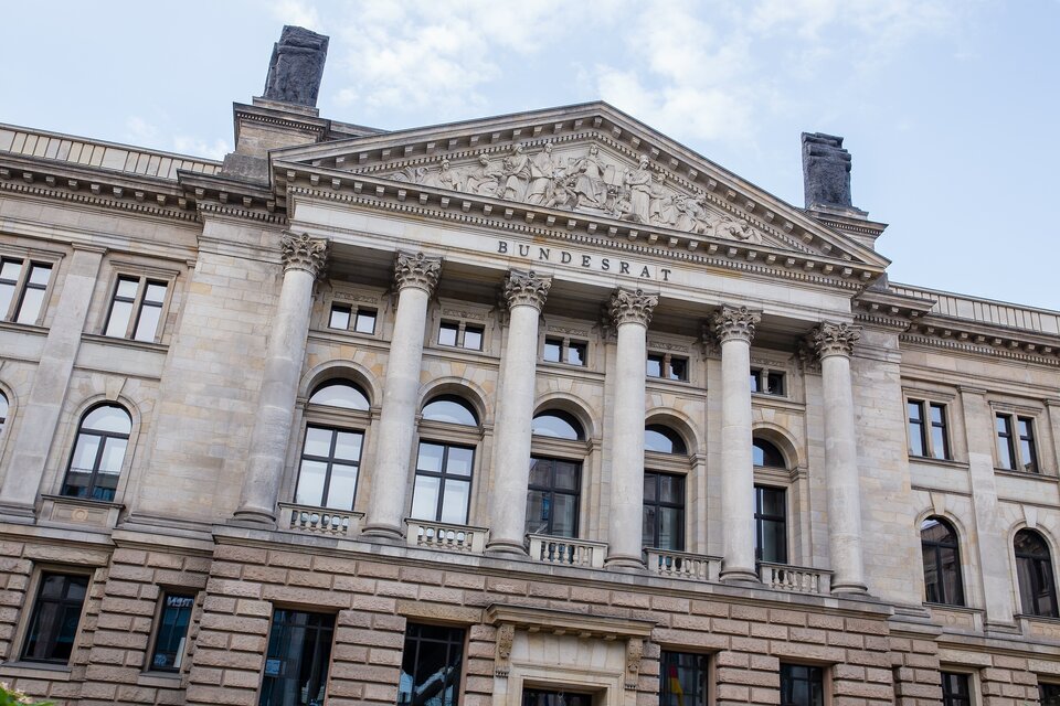 Im Bundesrat beraten nun die zuständigen Ausschüsse über die Vorlage