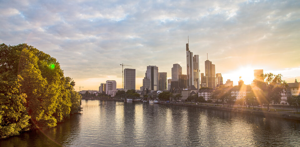 Heute um 18:30 (Einlass: 18:00) Uhr beginnt unser Netzwerkabend in Frankfurt, am morgigen Freitag veranstalten wir ab 10:00 (Einlass 9:30) Uhr ein großes Barcamp mit rund 150 Teilnehmer/innen.