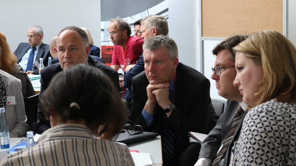 Andreas Lutz (VGSD) mit Jörg Zeyßig (BVBC) und MdB Rosemann (Foto: spdfraktion.de)