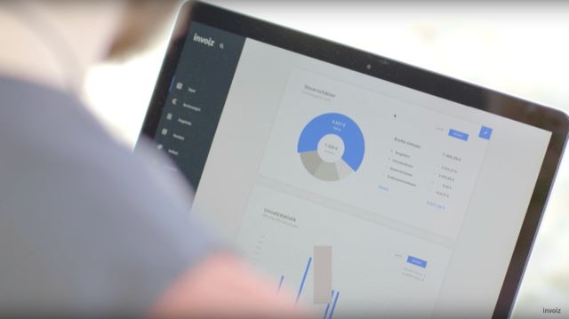 Wir schauen mit euch einem invoiz-Experten über die Schulter